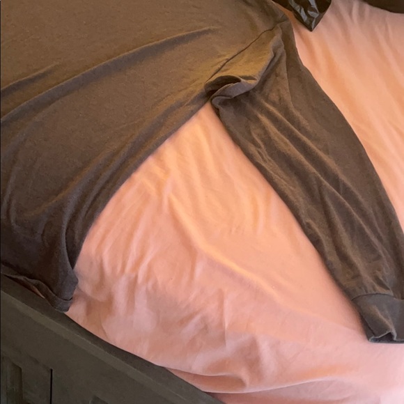 Top - Picture 2 of 3